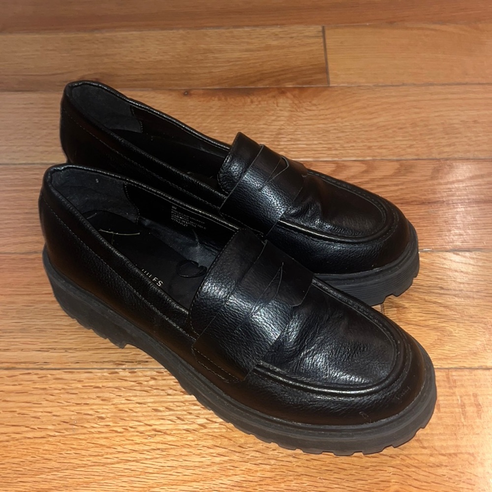 Women’s Black Dress Shoes